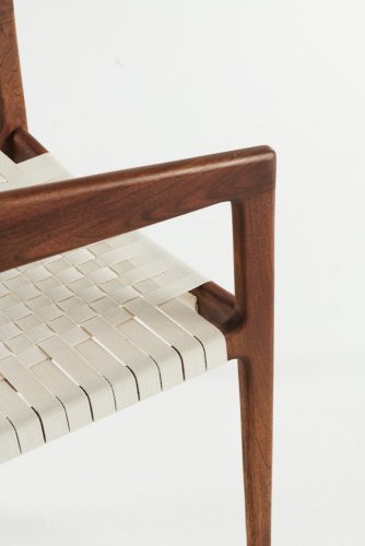 ARTISAN - Houpací židle Tesa