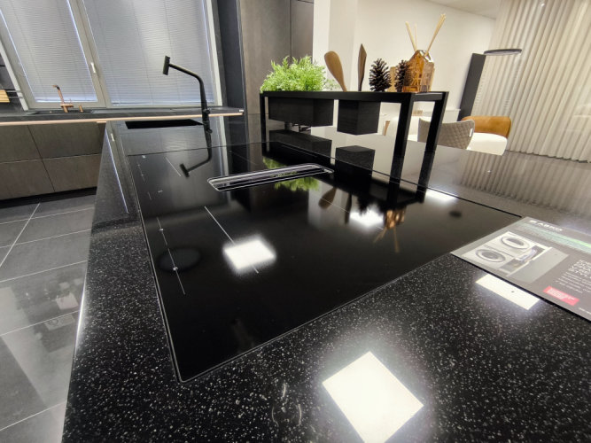 Ballerina Küchen - Kuchyňská sestava RESOPAL-PRO 31006 - černá super matná