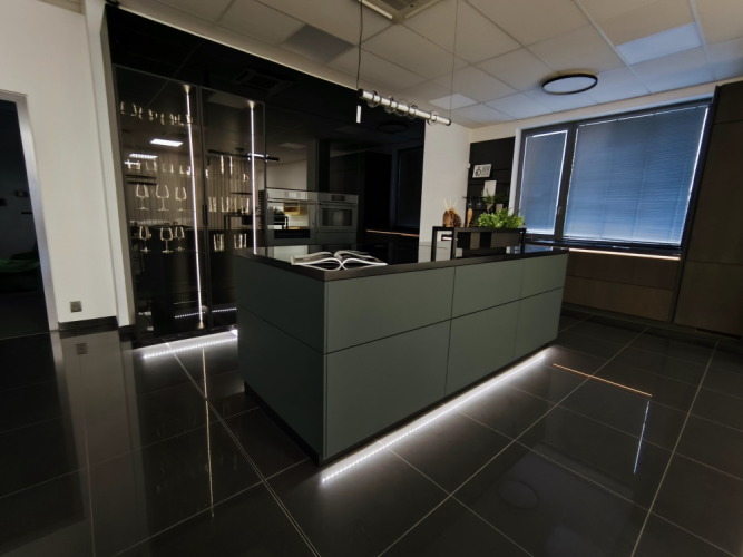 Ballerina Küchen - Kuchyňská sestava RESOPAL-PRO 31006 - černá super matná