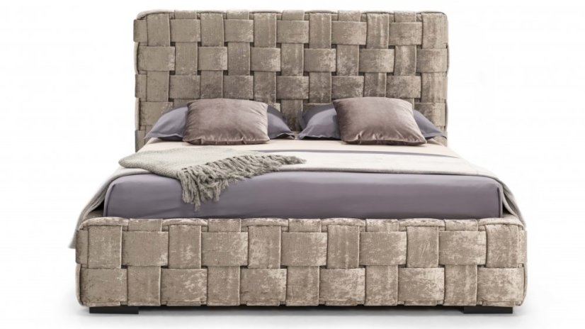 Postel Claudia
