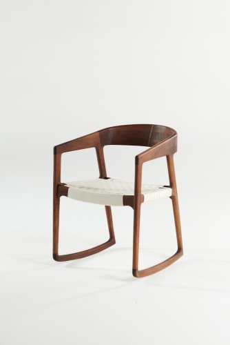 ARTISAN - Houpací židle Tesa