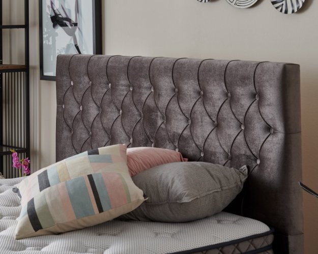 Čalouněná postel DELUXE s matrací - šedá