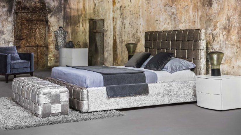 Postel Claudia