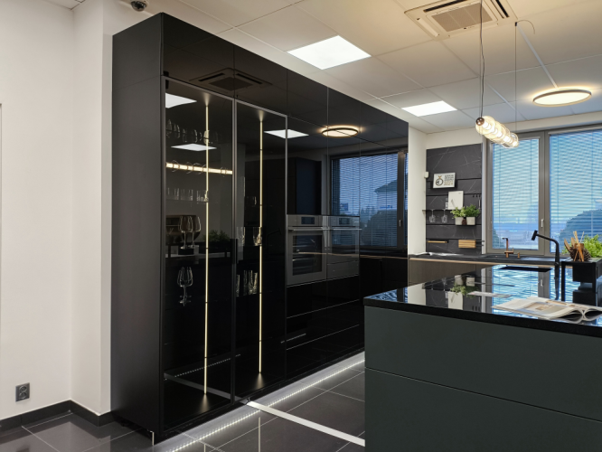 Ballerina Küchen - Kuchyňská sestava RESOPAL-PRO 31006 - černá super matná